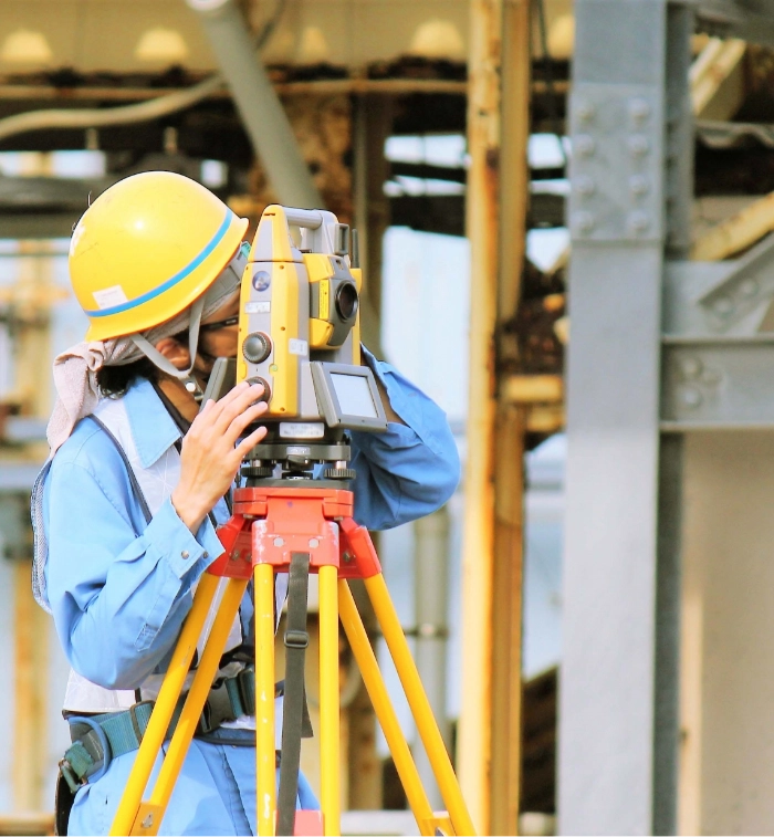 未来事業部の測量現場